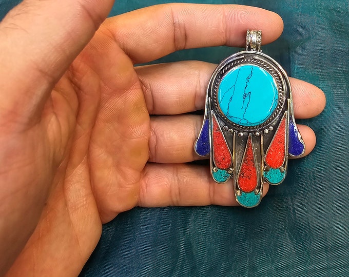 Beautiful Vintage Soild Silver Lovely Tibeten Pendant With Natural Turquoise Stone