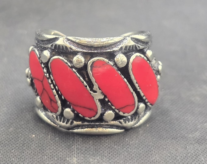 Beautiful Handmade Vintage Afghan Silver Adjustable Ring With Natural Coral Stone