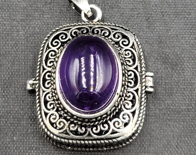 Sterling Vintage Silver Handmade Box Pendant With Natural Amethyst Stone Necklace Pill Box Pendant