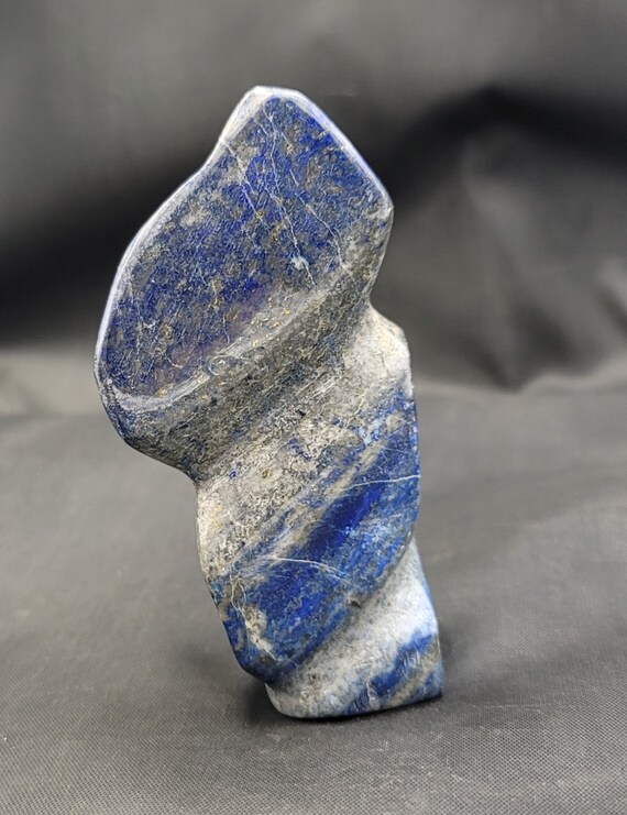 大型 山形 ラピスラズリ 原石 高品質 アフガニスタン産 大型 山形 ラピスラズリ 原石 高品質 アフガニスタン産 大型 山形