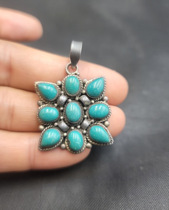 Beautiful Antique Natural Turquoise Native Americ… - image 2