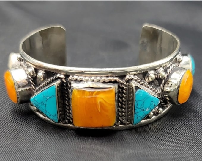 Gorgeous Antique Silver Bangle Bracelet With Natural Turquoise And Yellow  Stone
