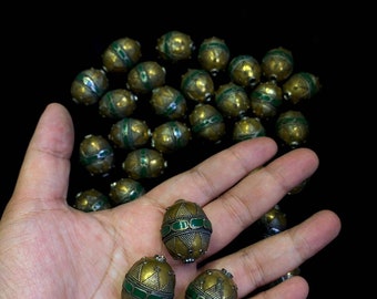Vintage Old Silver With Gold Sheet Turkmani Beads With Green Agate Stone 28mm Beads