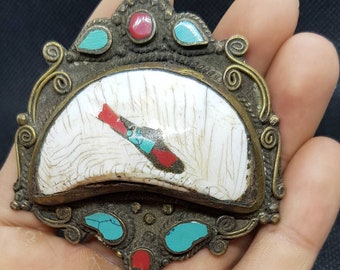 Antique Bronze Pendant: White, Coral & Turquoise Stone Inlay