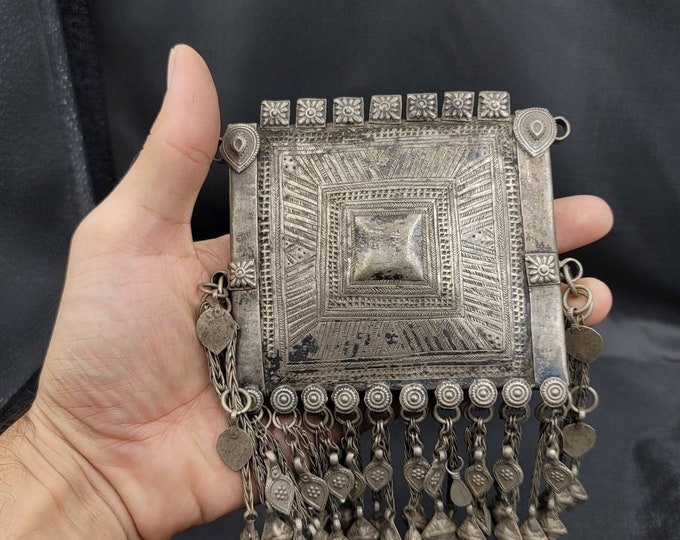 Huge Antique Mughal Empire Unique Silver Pendant Early17th Century