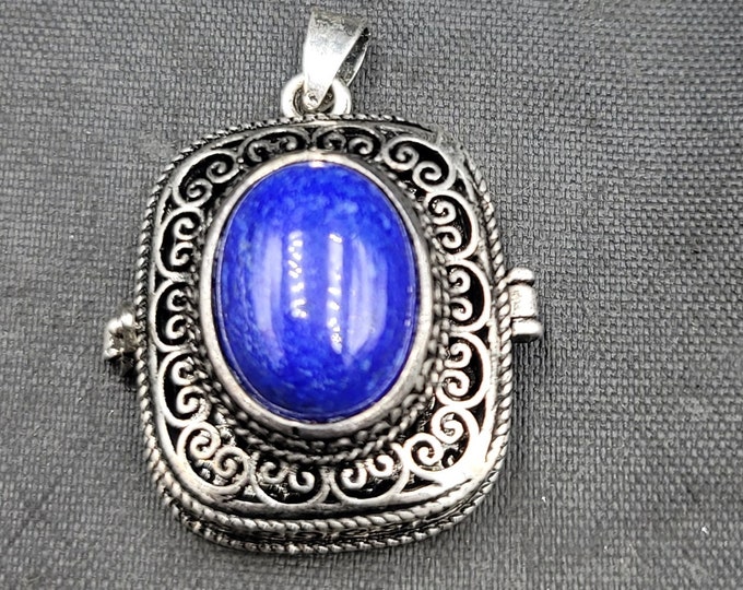 Sterling Vintage Silver Handmade Box Pendant With Natural Lapis Lazuli Stone Necklace Pill Box Pendant