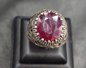 Vintage Silver Ring: Handmade African Ruby Gemstone, Size 10