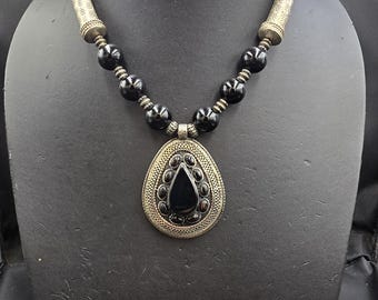 Vintage Afghanistan Black Agate Necklace: Handmade Solid Silver