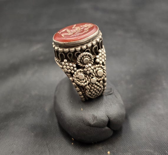 Amizing Antique Silver Unique Ring With Agate Sto… - image 2