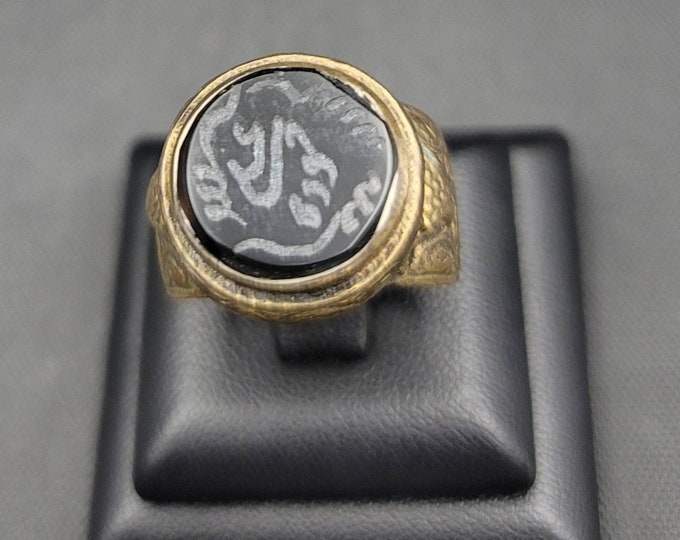 Ancient Black Agate Stone Islamic Calligraphy Near Eastern Gold Gulding Ring