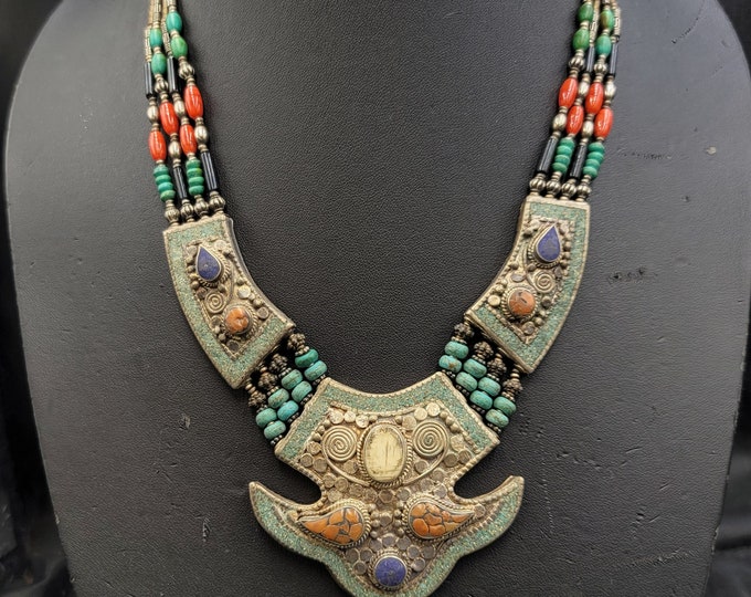 Vintage Gorgeous Old Tibeten Design Silver Unique Necklace With Turquoise & Coral Stone