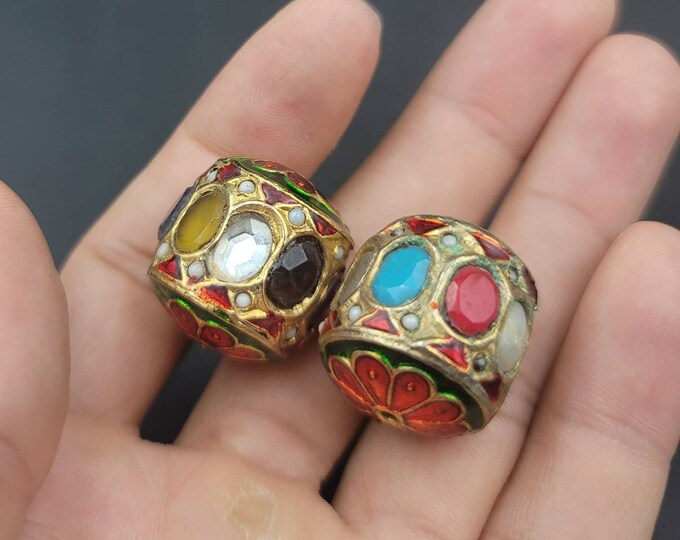 Beautiful Enamel Art Vintage Beads With Natural Simi Precious Gemstone