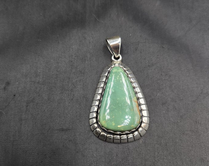 Amizing Antique Natural Tibetan Turquoise Vintage Siver Unique Pendant