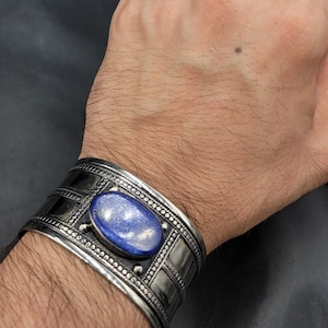 Afghanistan Uniquely Vintage Silver Bangle Bracelet With Natural Lapis Lazuli Stone