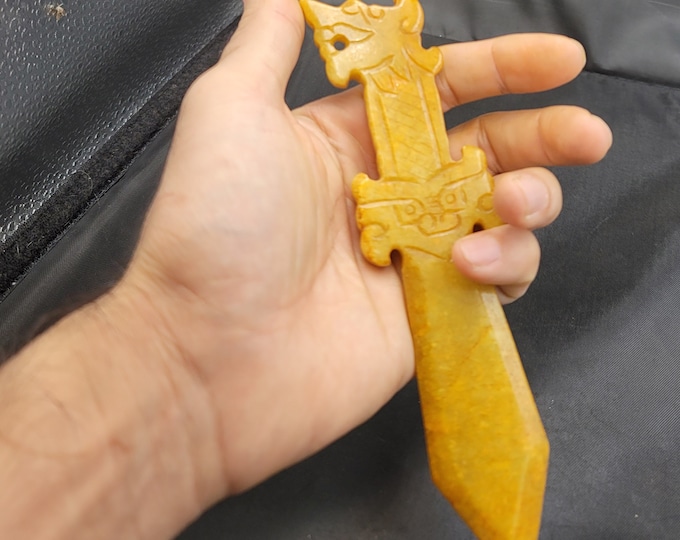Beautiful Ancient Yellow Jade Stone Unique Tibeten Sword Knife With Lucky Drogon Handle