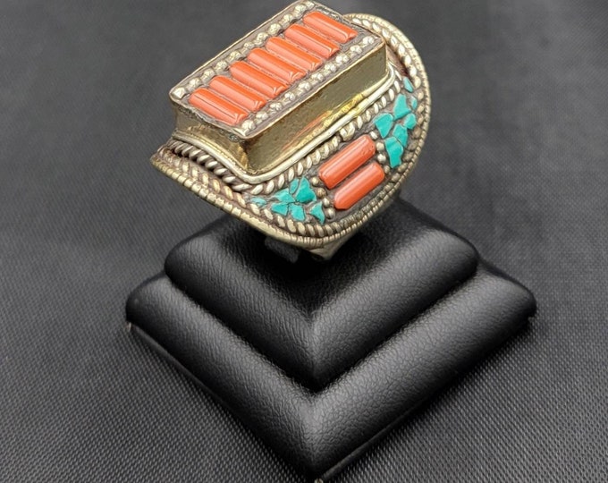 Spectacular Boho Amazing Ring With Coral And Turquoise Stone