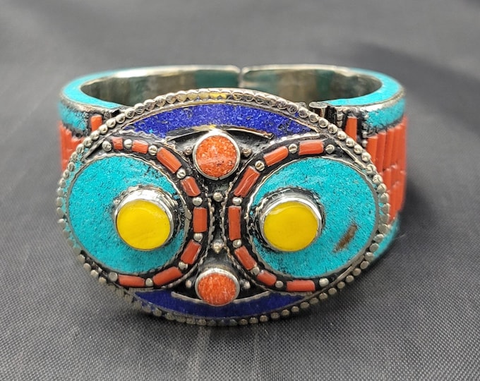 Superb Excellent Quality Boho Tibeten Old Silver Vintage Bracelet With Turquoise Coral Stone Yellow Copal