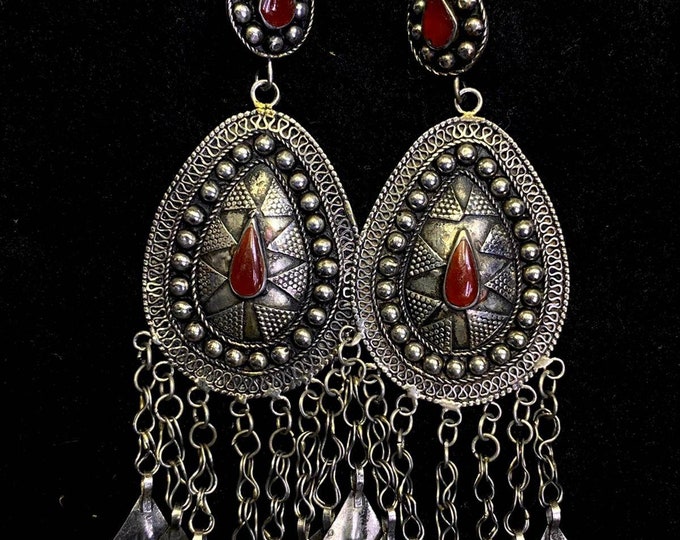 Beautiful Vintage Kochi Tribal Silver Unique Earrings With Red Agate Stone