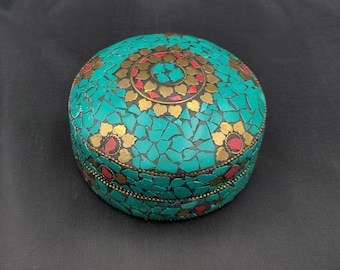 Vintage Beautiful Turquoise And Coral Brass Nepali Box