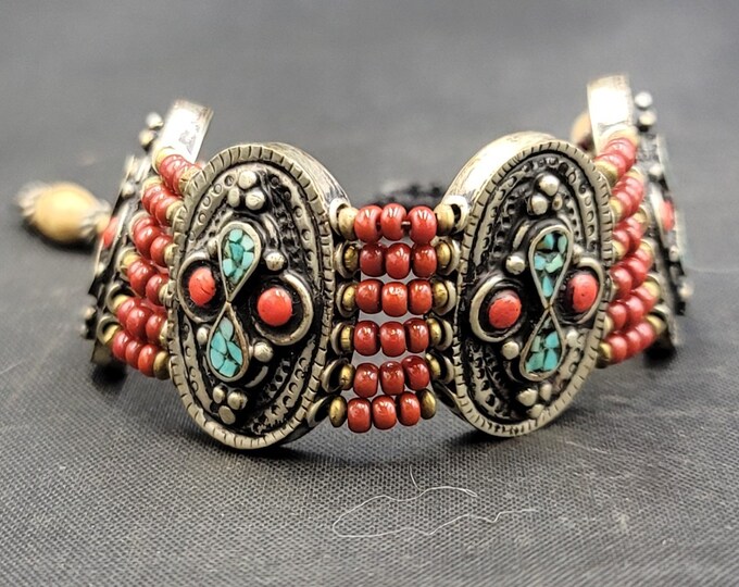 Medaval Silver Tibeten Turquoise Stone Beads Bracelet With Vintage Silver Beads