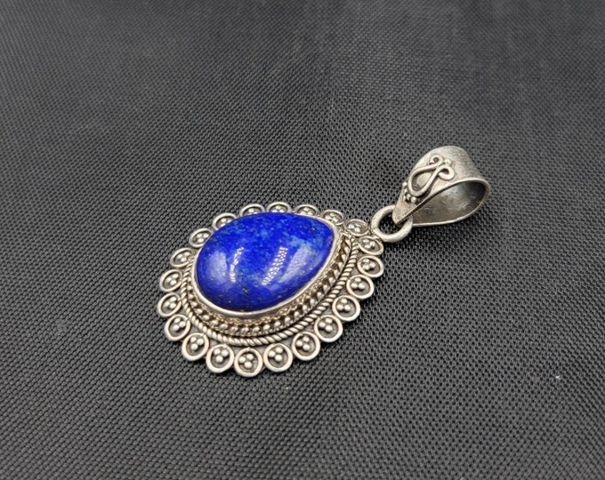 Sterling Vintage Silver Handmade Pendant With Natural Lapis Lazuli Stone Necklace