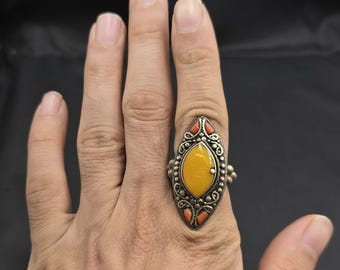 Beautiful Vintage Soild Silver Handmade Tibeten Ring With Natural Coral Stone