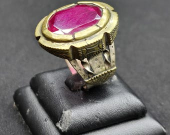 Antique Mid Century Old Silver Authentic Handmade Ring With Natural Ruby Gemstone