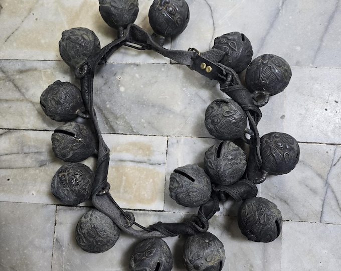 Antique 300 Bronze Museum Quality Unique Temple Bell Religion 15 Picese Bell