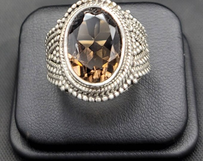 Super Gorgeous Beautiful Vintage Silver Ring With Natural Smokey Quartz Gemstone