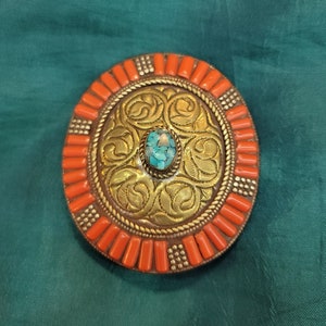 Amizing Original Coral And Turquoise Stone Beautiful Brass And Silver Handicraft Buckle