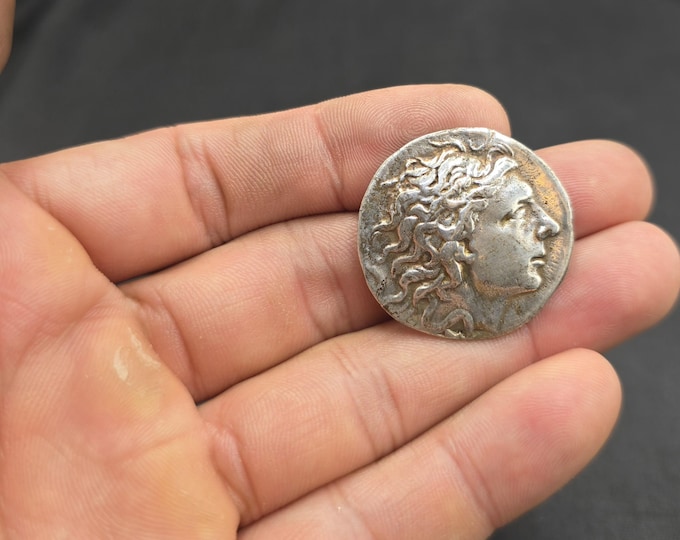 Cicra 4th-12th Century Roman Empire King Soild Silver Ancient Coin