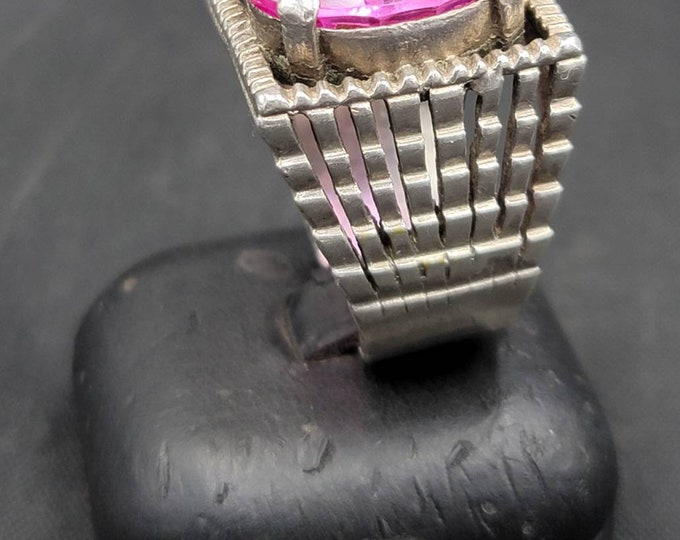 Beautiful Antique Silver Big Soild Silver Ring With Natural Pink Kunzite Gemstone