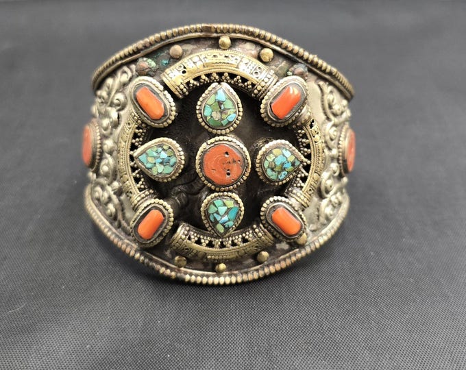 Wonderful Antique Soild Silver Tibeten Silver Bangle / Cuff With Natural Turquoise And Coral Stone