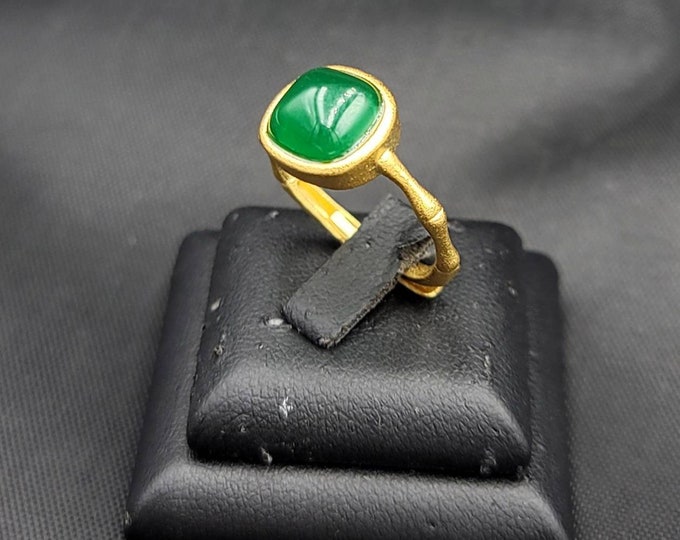 Genuine Green Jade Stone Vintage Near Eastern Ring Adjustable