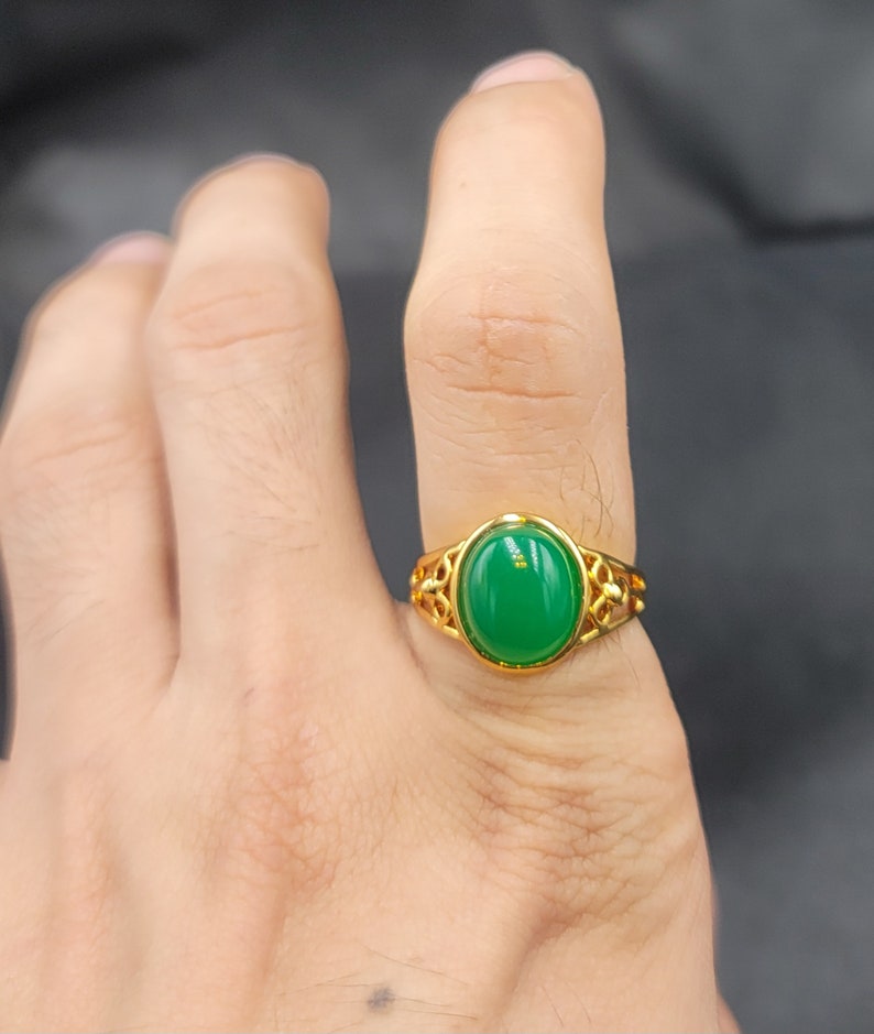 Beautiful Vintage Gold on Silver Ring With Natural Green Jade Stone image 4