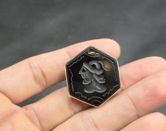 Beautiful Vintage Soild Silver Handmade Near Eastern Authentic Seal Stamp Pendant With Agate Stone King Intaglio