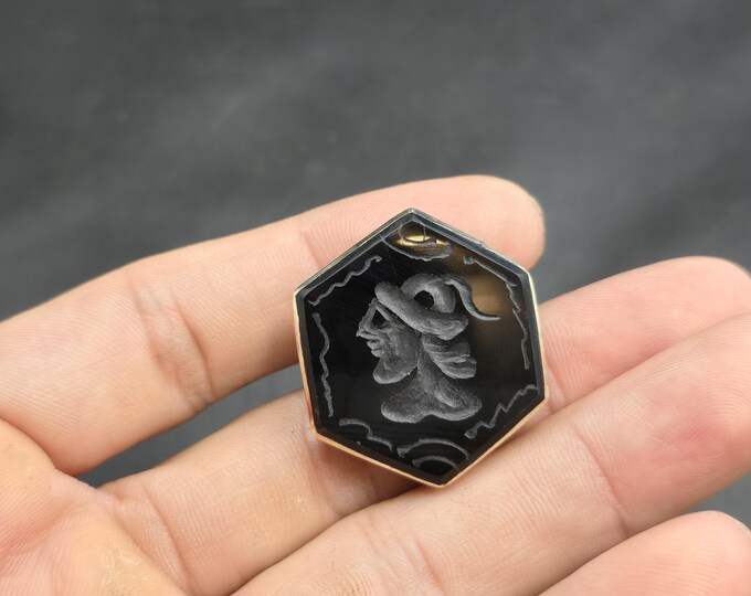 Beautiful Vintage Soild Silver Handmade Near Eastern Authentic Seal Stamp Pendant With Agate Stone King Intaglio