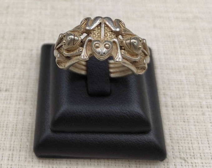 Unique Frog Wonderful Antique Silver Near Eastern Ring