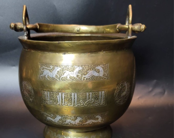 Beautiful Antique 1400 Century Museum Quality Bronze Carved With Silver Inlaid Calligraphy Pot With Handle
