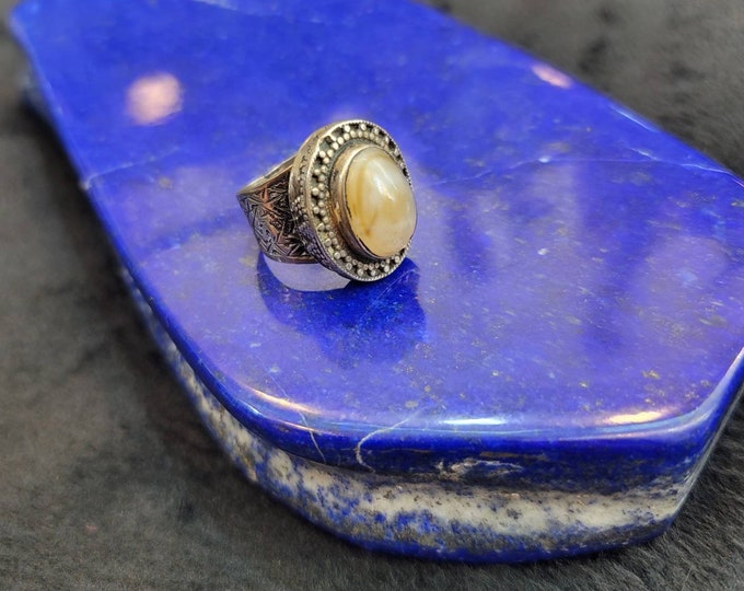 Unique Color Ancient Agate Aqeeq Stone Wonderful Silver Antique Ring Ancient Yemani Yemani White Agate Stone