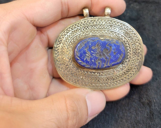 Lapis Lazuli Horse Intaglio Old Silver Near Eastern Beautiful Pendant