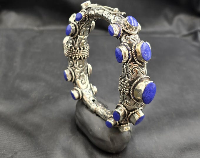 Gorgeous Vintage Old Silver Tibeten Lapis Lazuli Handmade Authentic Silver Bangle Bracelet