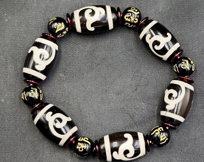 Ancient  Agate Indo Tibeten Himalayan Etched Beads Buddha Agate Beads 220BCE Ancient Agate Stone Barcelet