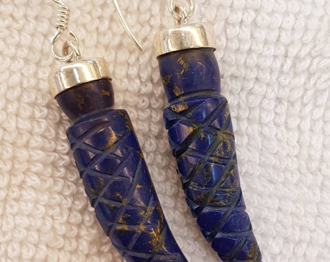 Amizing Ethic Carved Lapis lazuli Stone Beautiful Silver Earings