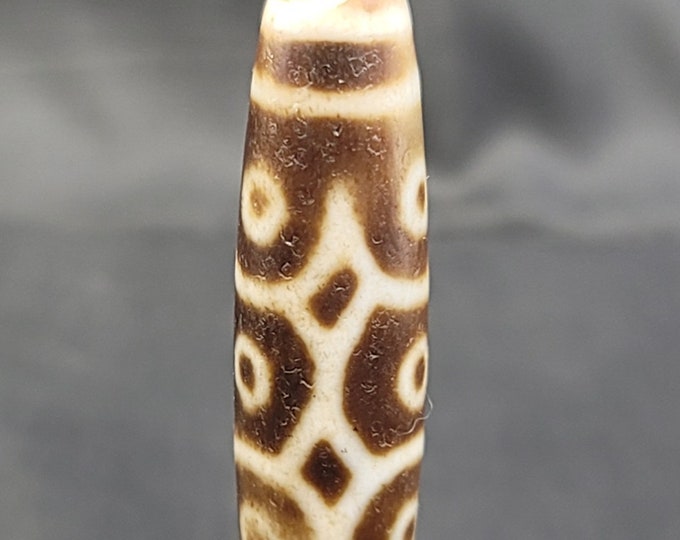 200 BC Beautiful Ancients Indo Tibeten Himalayan Old Agate Dzi Bead With Motifs 6Eyes