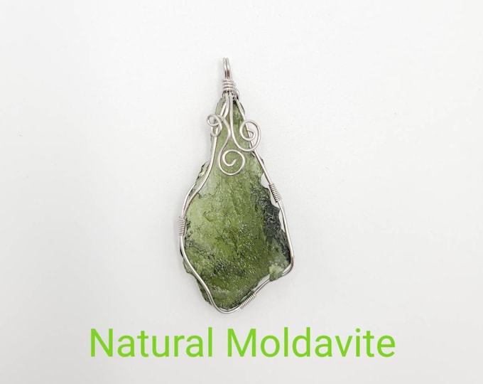 Natural 100% Certified Moldavite Pendant From Czech Republic / Raw Moldavite Tektite / Authentic Pendant/ Powerful Natural Genuine Moldavit