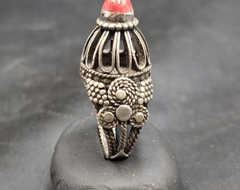 Vintage Silver Ring: Near Eastern Coral Stone, Size 7