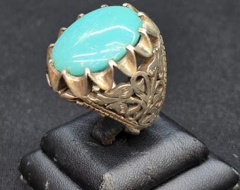 Antique  Mid Century Soild Silver Handmade Ring With Natural Turquoise Stone