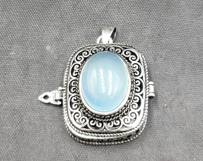 Sterling Vintage Silver Handmade Box Pendant With Natural Aquamarine Stone Necklace Pill Box Pendant