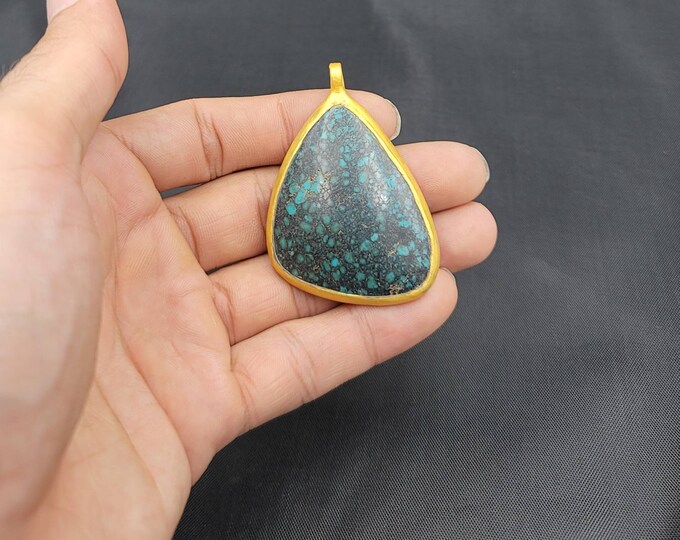 Natural Vintage Tibetan Turquoise Stone Gold Gulding Beautiful Pendant